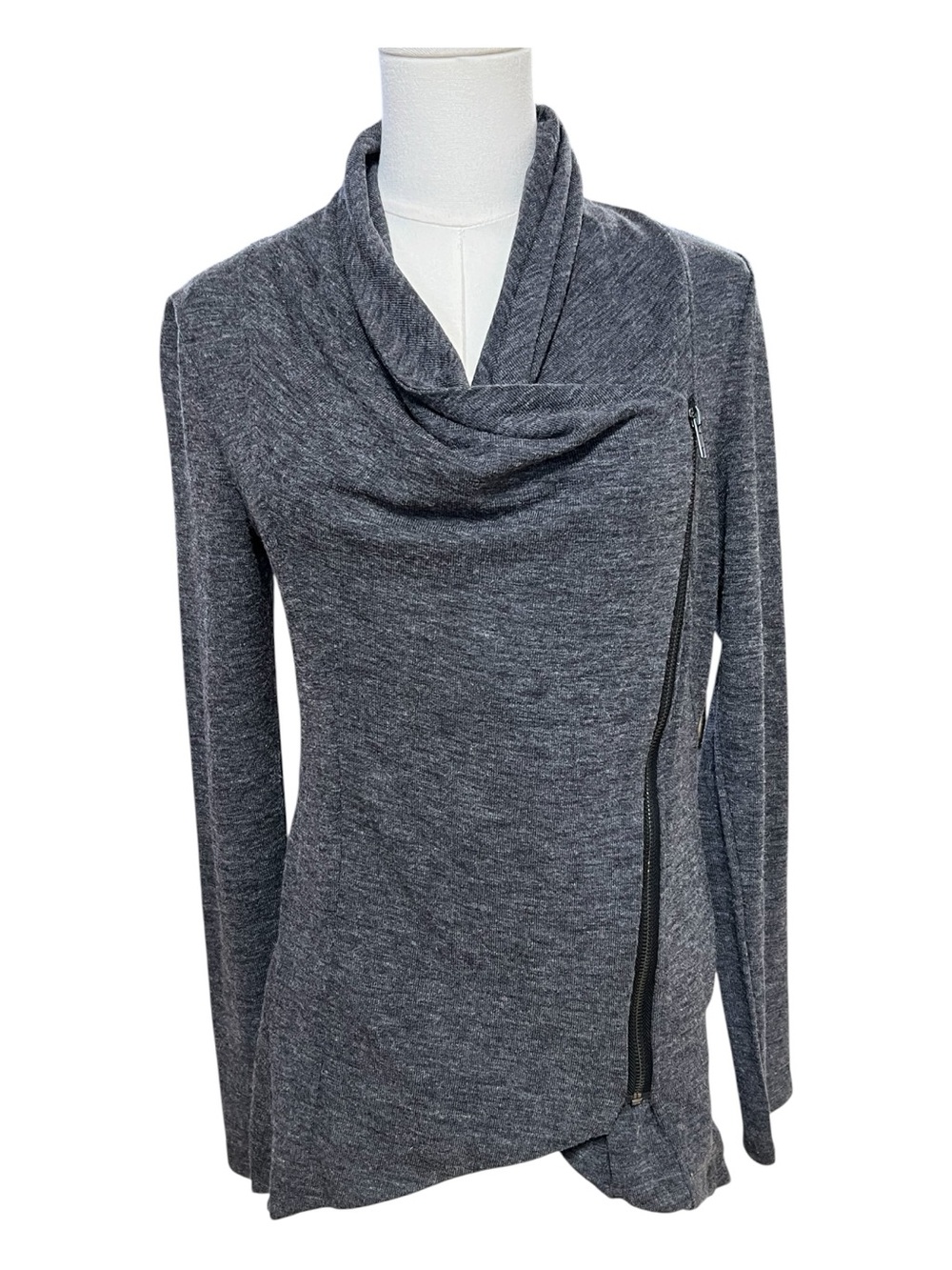 🆕 NWOT Sweet Rain Gray Asymmetric Zip Sweater | Size Small